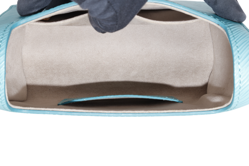 LOUIS VUITTON M50283 TWIST MM MINT GREEN EPI LEATHER SILVER HARDWARE WITH MIRROR NO DUST COVER