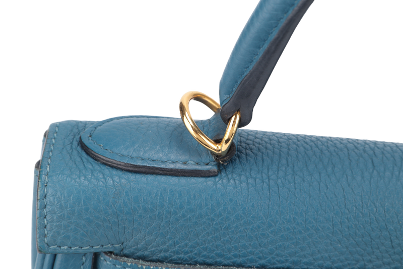 HERMES KELLY 28 BLUE COLVERT TOGO GOLD HARDWARE STAMP Q (YEAR 2013) WITH KEYS, LOCK, STRAPS AND DUST COVER