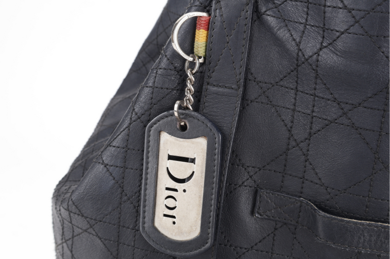 CHRISTIAN DIOR SHOULDER BAG (03-BM-1014) BLACK CANNAGE PATTERNED LEATHER SILVER HARDWARE NO DUST COVER