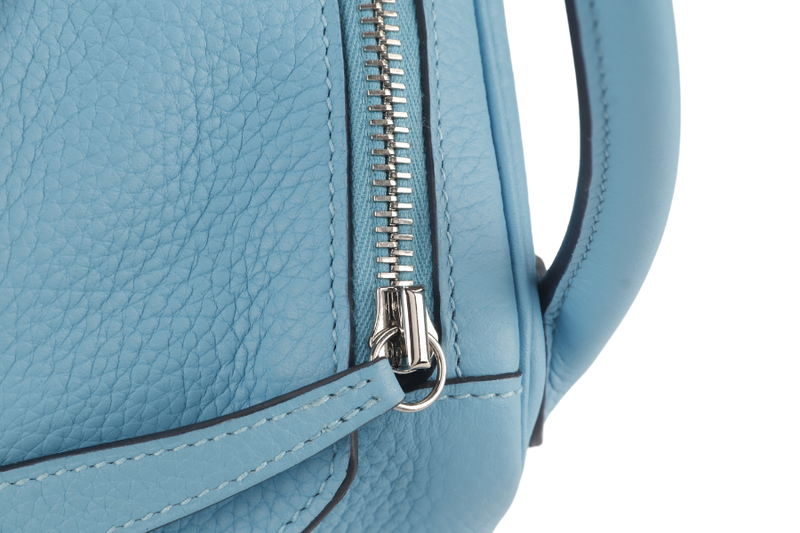 HERMES LINDY 30 BLUE CELESTE CLEMENCE LEATHER PALLADIUM HARDWARE STAMP D (YEAR 2019) WITH DUST COVER