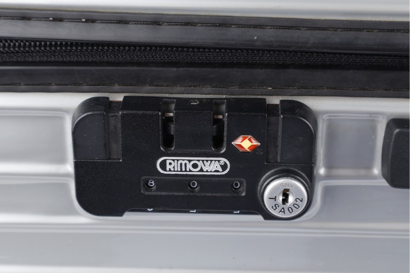 RIMOWA CHECK IN LUGGAGE 29_ GREY POLYCARBONATE BLACK HARDWARE
