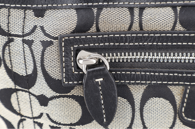 COACH BLACK PENELOPE CARRYALL SIGNATURE CANVAS AND LEATHER TOTE BAG SILVER HARDWARE NO DUST COVER