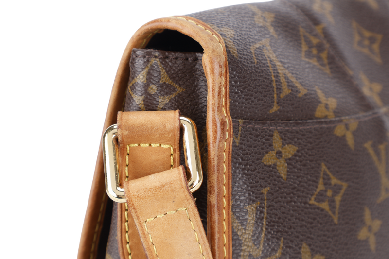 LOUIS VUITTON M40474 MENILMONTANT MONOGRAM CANVAS GOLD HARDWARE NO DUST COVER