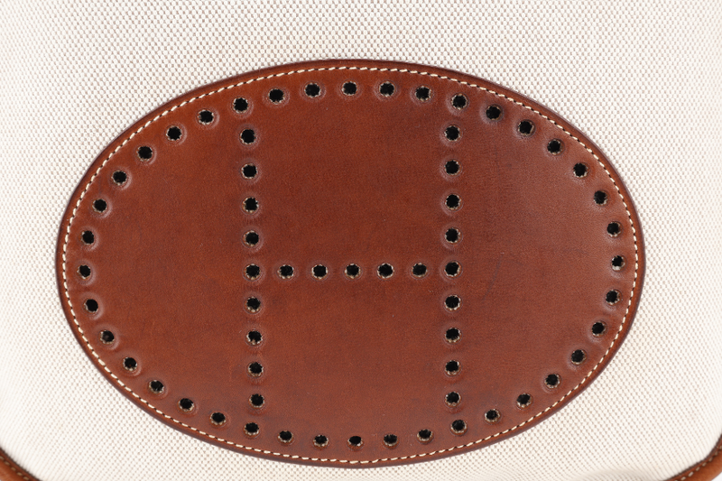 HERMES EVELYN PM STAMP SQUARE K (YEAR 2007) TOILE x BARENIA LEATHER WITH STRAP AND DUST COVER