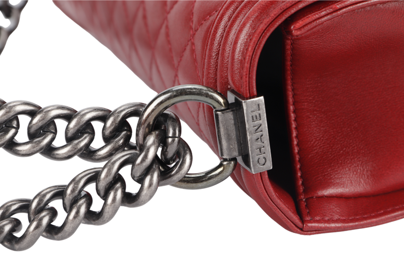 CHANEL LEBOY LARGE RED LAMBSKIN LEATHER RUTHENIUM HARDWARE (1837xxxx) WITH CARD AND DUST COVER