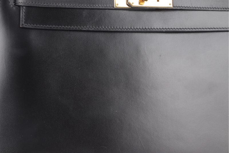 HERMES KELLY 32 SELLIER STAMP E (YEAR 2001) BLACK BOX LEATHER GOLD HARDWARE WITH KEYS, STRAPS AND DUST COVER (NO LOCK)