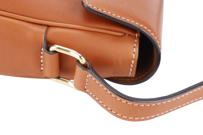 CELINE BESACE MEDIUM 16 NATURAL CALFSKIN LEATHER GOLD HARDWARE WITH DUST COVER