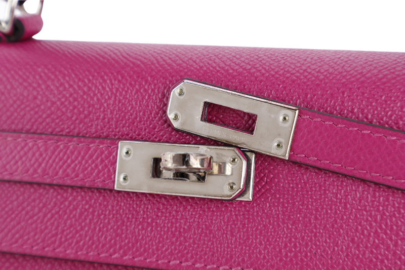 HERMES KELLY 25 SELLIER ROSE POUPRE EPSOM SILVER HARDWARE STAMP A (2017) WITH DUST COVER, LOCK & KEYS, STRAPS AND RAINCOAT