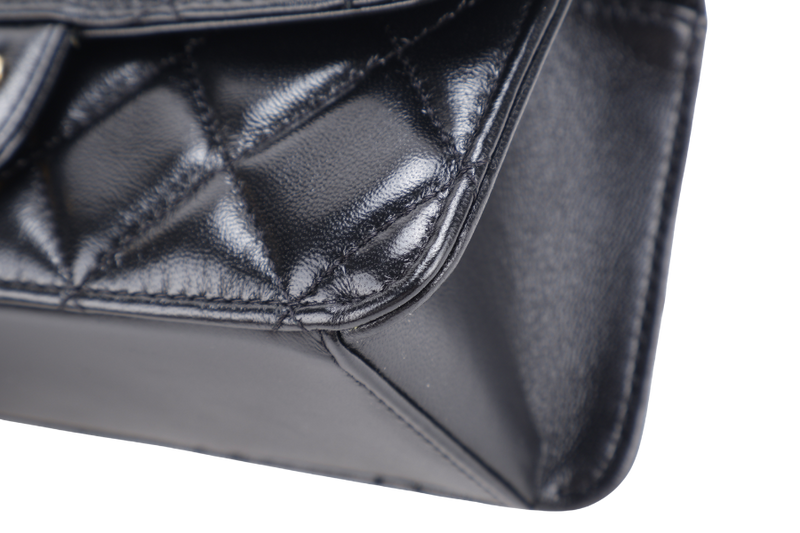 CHANEL QUILTED FLAP CLUTCH BAG SHINY BLACK LAMBSKIN GOLD HARDWARE (E210xxxx) WITH DUST COVER, BOX AND PAPER BAG