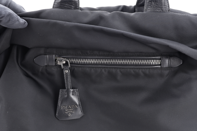 PRADA B4521V TESSUTO NAPPA REVERSIBLE TOTE NERO RUTHENIUM HARDWARE WITH CARD