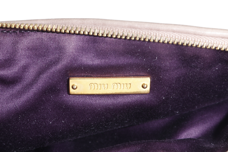 MIU MIU NAPPA MATELASSE WRISTLET PINK LEATHER GOLD HARDWARE NO DUST COVER