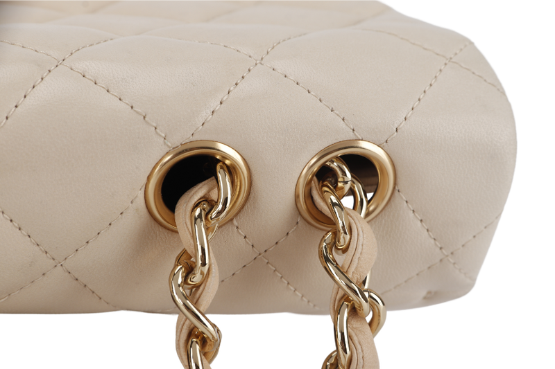 CHANEL CLASSIC SINGLE FLAP (1309xxxx) JUMBO BEIGE LAMBSKIN GOLD HARDWARE WITH CARD