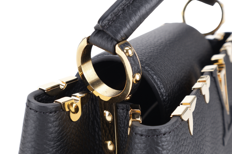 LOUIS VUITTON M54663 CAPUCINES MM BLACK LEATHER GOLD HARDWARE NO DUST COVER