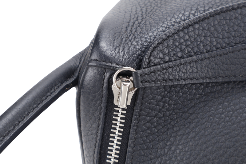 HERMES LINDY 30 BLACK CLEMENCE LEATHER PALLADIUM HARDWARE [STAMP X ( YEAR 2016)] WITH DUST COVER