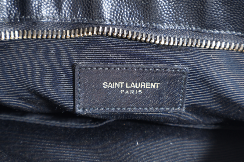 YVES SAINT LAURENT (YSL) FLAT MESSENGER BAG BLACK CALF LEATHER GOLD HARDWARE WITH CARD