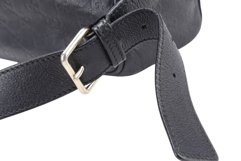 GUCCI BLACK GUCCISSIMA LEATHER MESSENGER BAG WITH GOLD TONE HARDWARE NO DUST COVER