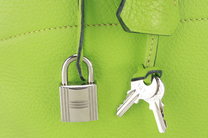 HERMES BOLIDE 35 NANNY GREEN TOGO LEATHER STAMP G SQUARE (YEAR 2003) WITH LOCK&KEYS AND STRAPS NO DUST COVER