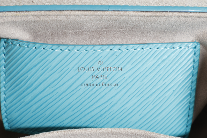 LOUIS VUITTON M50283 TWIST MM MINT GREEN EPI LEATHER SILVER HARDWARE WITH MIRROR NO DUST COVER