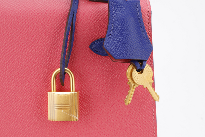 HERMES KELLY 25 HSS STAMP C (YEAR 2018) ROSE AZALEE, BLUE ELECTRIC EPSOM LEATHER, BRUSHED GOLD HARDWARE WITH STRAP, KEYS, LOCK AND DUST COVER