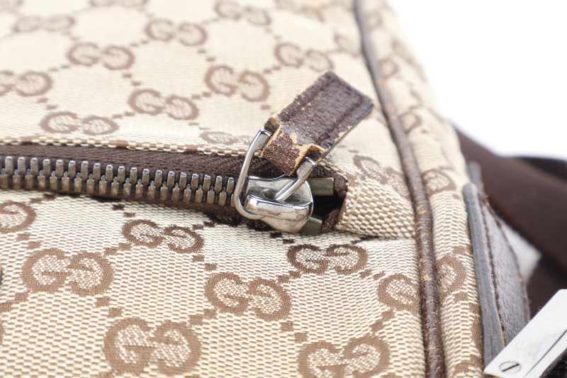 GUCCI MESENGER BAG CANVAS SILVER HARDWARE NO DUST COVER