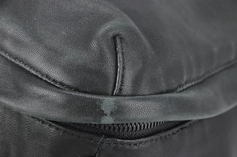 ALEXANDER WANG BLACK NAPPA LEATHER MESSENGER BAG WITH DUST COVER
