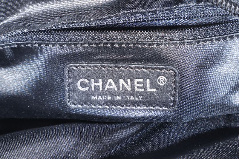 CHANEL ULTIMATE SOFT HOBO WOVEN BLACK LAMBSKIN LEATHER SILVER HARDWARE (1134xxxx) WITH CARD AND DUST COVER