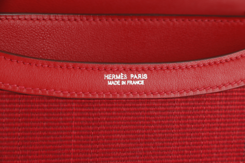 HERMES CONSTANCE 23 CRINOLINE AND ROUGE CASAQUE SWIFT SILVER HARDWARE STAMP P (2012) WITH DUST COVER