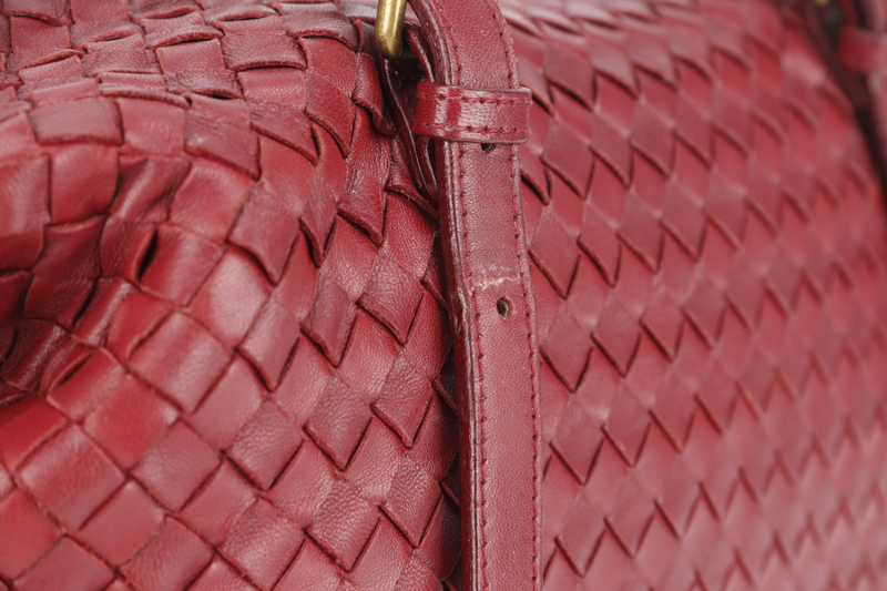 BOTTEGA VENETA BOSTON BAG MEDIUM RED LEATHER GOLD HARDWARE NO DUST COVER