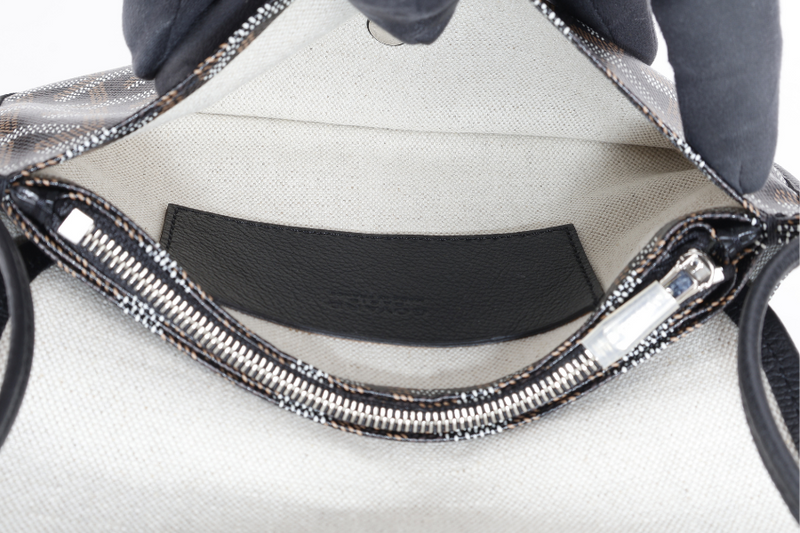 GOYARD PLUMET IN BLACK GOYARDINE WITH DUST COVER