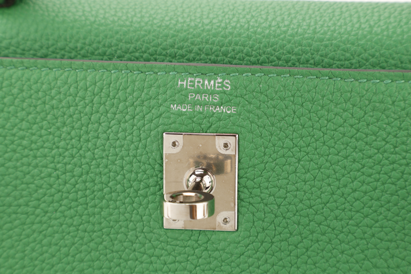 HERMES KELLY 25 STAMP Y (YEAR 2020) BAMBOO TOGO LEATHER SILVER HARDWARE WITH STRAPS, KEYS, LOCK AND DUST COVER
