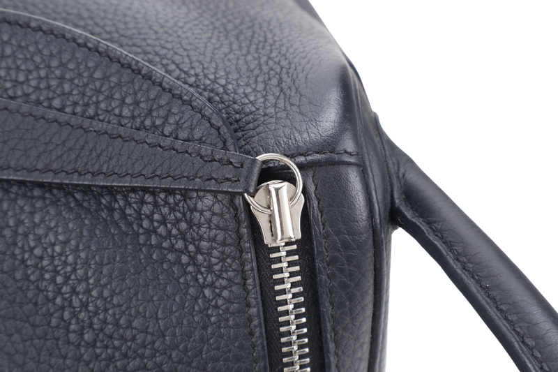 HERMES LINDY 30 BLACK CLEMENCE LEATHER PALLADIUM HARDWARE [STAMP X ( YEAR 2016)] WITH DUST COVER