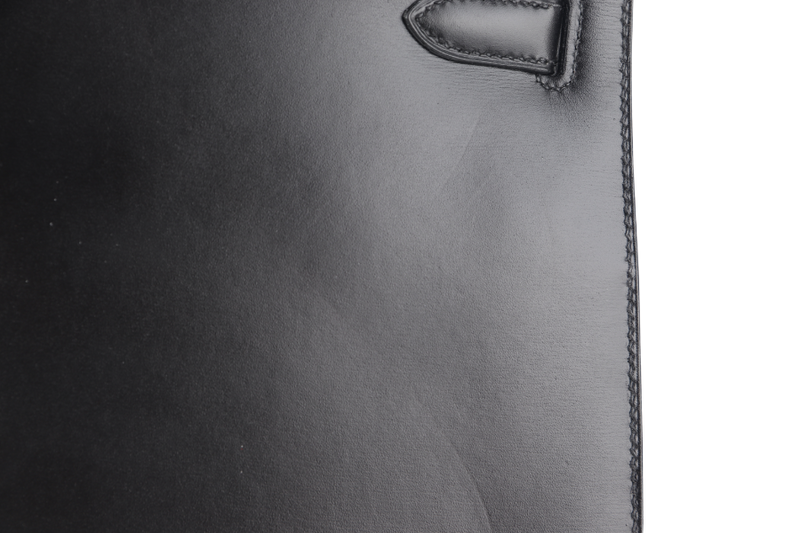 HERMES KELLY 32 SELLIER STAMP E (YEAR 2001) BLACK BOX LEATHER GOLD HARDWARE WITH KEYS, STRAPS AND DUST COVER (NO LOCK)