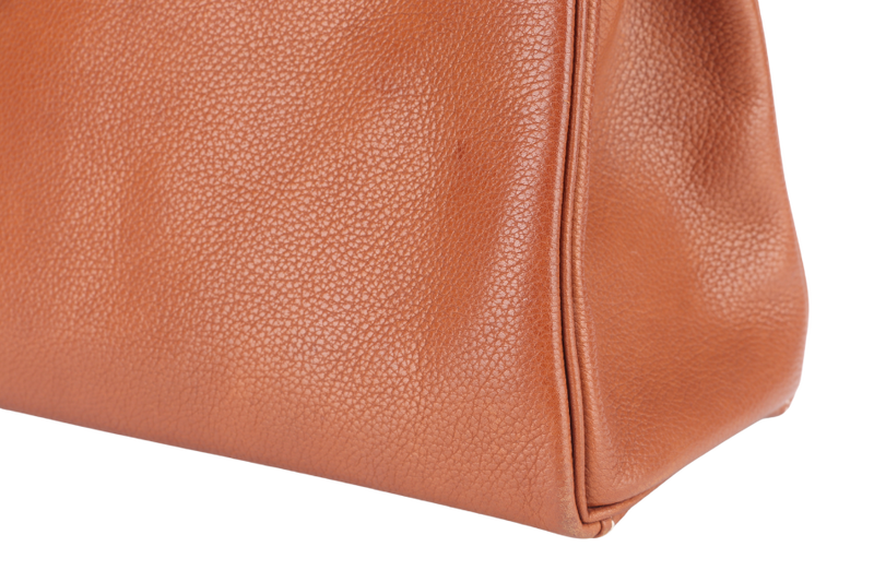 HERMES KELLY 28 FAUVE BARENIA FAUBOURG GOLD HARDWARE STAMP Z (YEAR 2021) WITH KEYS, LOCK, STRAPS, RAINCOAT AND DUST COVER