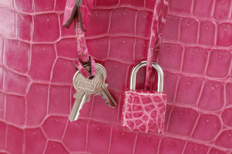 HERMES BIRKIN 35 STAMP N SQUARE (YEAR 2010) ROSE SCHEHERAZADE POROSUS CROC SKIN SILVER HARDWARE WITH KEYS&LOCK, RAINCOAT, DUST COVER & BOX