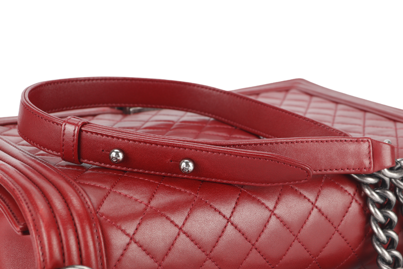 CHANEL LEBOY LARGE RED LAMBSKIN LEATHER RUTHENIUM HARDWARE (1837xxxx) WITH CARD AND DUST COVER