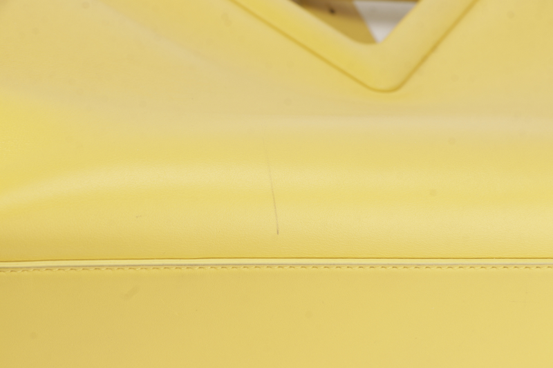BOTTEGA VENETA MIRABELLE MEDIUM YELLOW POINT BAG WITH DUST COVER