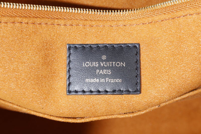 LOUIS VUITTON M44925 ON THE GO GM BLACK MONOGRAM EMPREINTE LEATHER GOLD HARDWARE WITH DUST COVER