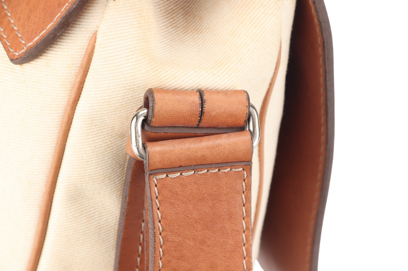 SALVATORE FERRAGAMO MESSENGER BAG SPRING 2012 MENSWEAR BROWN LEATHER WITH CANVAS SILVER HARDWARE NO DUST COVER