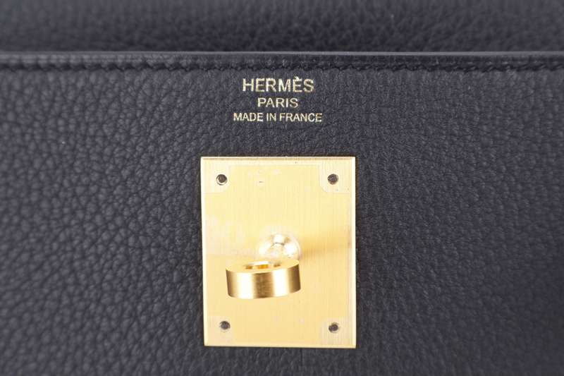 HERMES KELLY 28 BLACK TOGO BRUSHED GOLD HARDWARE STAMP K (YEAR 2025) WITH STRAPS, KEYS & LOCK, DUST COVER AND BOX