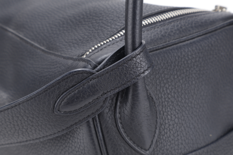 HERMES LINDY 30 BLACK CLEMENCE LEATHER PALLADIUM HARDWARE [STAMP X ( YEAR 2016)] WITH DUST COVER