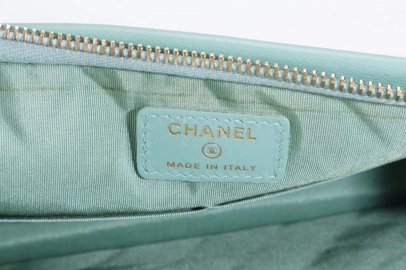 CHANEL GREEN TWEED PVC LAMBSKIN CHANEL LOGO WRISTLET POUCH (2081xxxx) GOLD HARDWARE WITH DUST COVER AND CARD