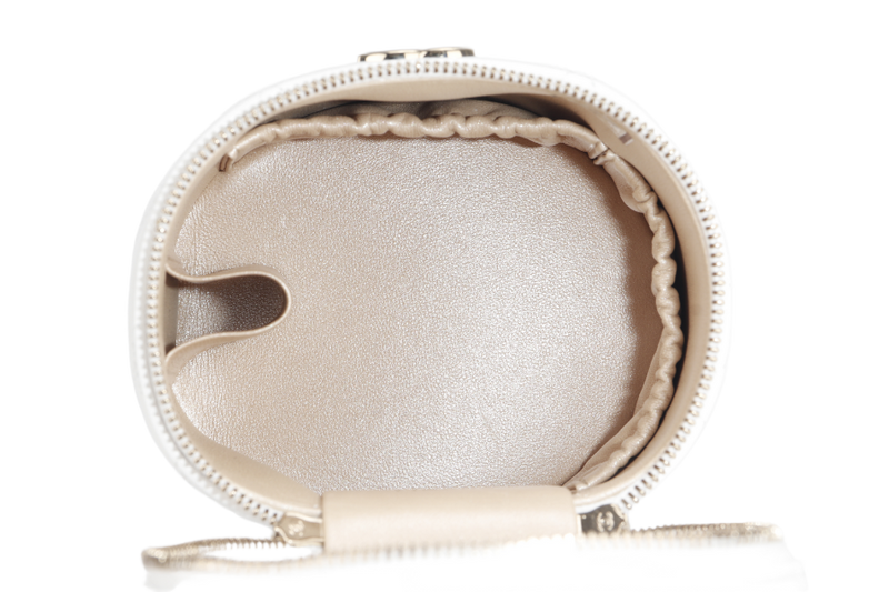 CHANEL 22S VANITY SMALL TOP HANDLE WHITE LAMBSKIN GOLD HARDWARE (3203xxxx) WITH CARD, DUST COVER AND BOX