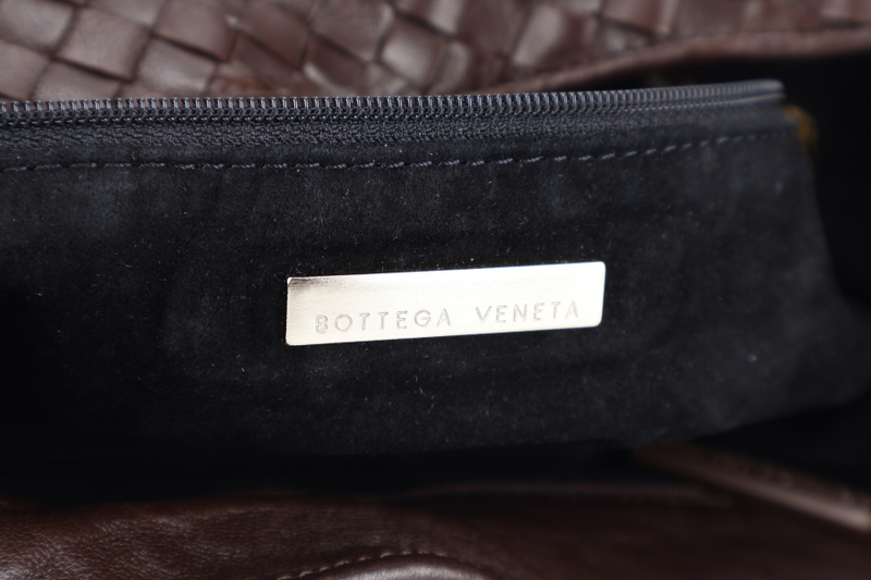 BOTTEGA VENETA INTRECCIATO SHOULDER BAG BROWN LEATHER SILVER HARDWARE NO DUST COVER