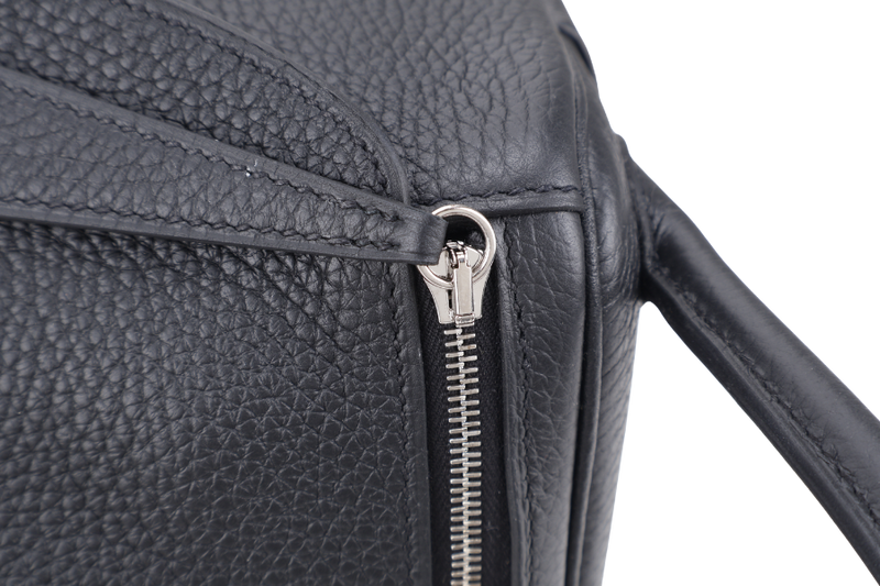 HERMES LINDY 26 BLACK CLEMENCE LEATHER SILVER HARDWARE STAMP Z (YEAR 2021) WITH DUST COVER, BOX AND FELT COVER