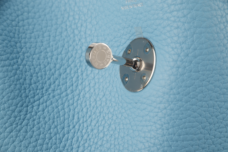 HERMES LINDY 30 BLUE CELESTE CLEMENCE LEATHER PALLADIUM HARDWARE STAMP D (YEAR 2019) WITH DUST COVER