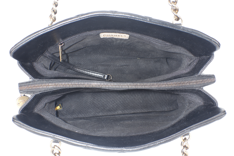 CHANEL QUILTED MATELASSE LAMBSKIN CC LOGO SHOULDER BAG GOLD HARDWARE (1739xxxx) NO DUST COVER