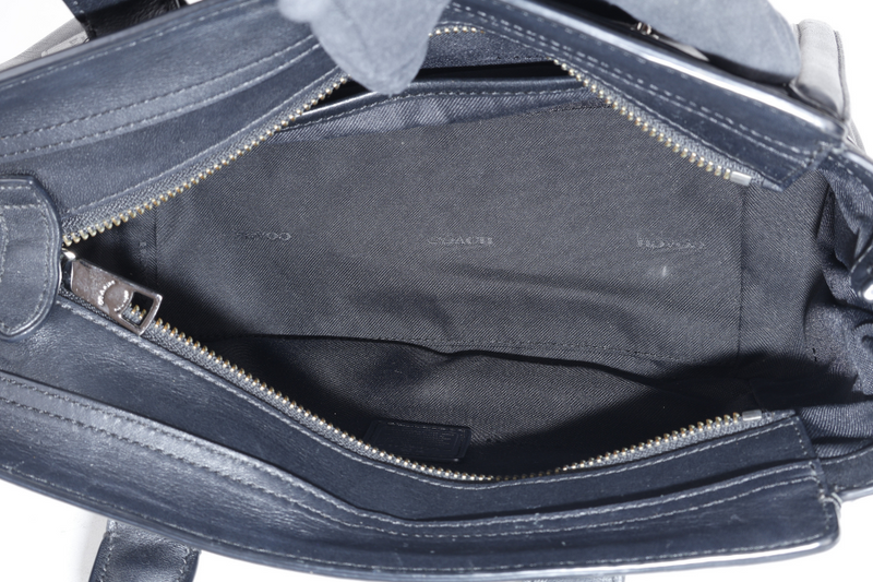 COACH SWAGGER 27 BLACK LEATHER SILVER HARDWARE WITH DUST COVER
