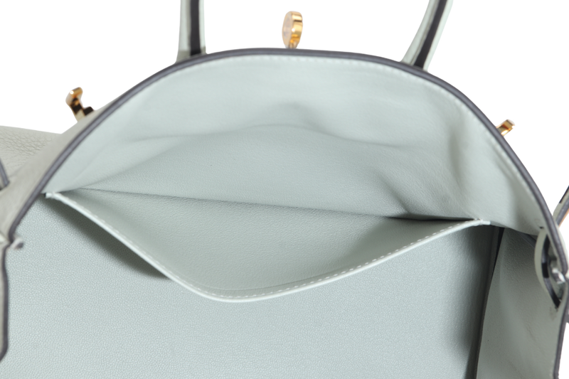 HERMES BIRKIN 25 GRIS NEVE TOGO GOLD HARDWARE STAMP B (YEAR 2023) WITH KEYS, LOCK, RAINCOAT AND DUST COVER