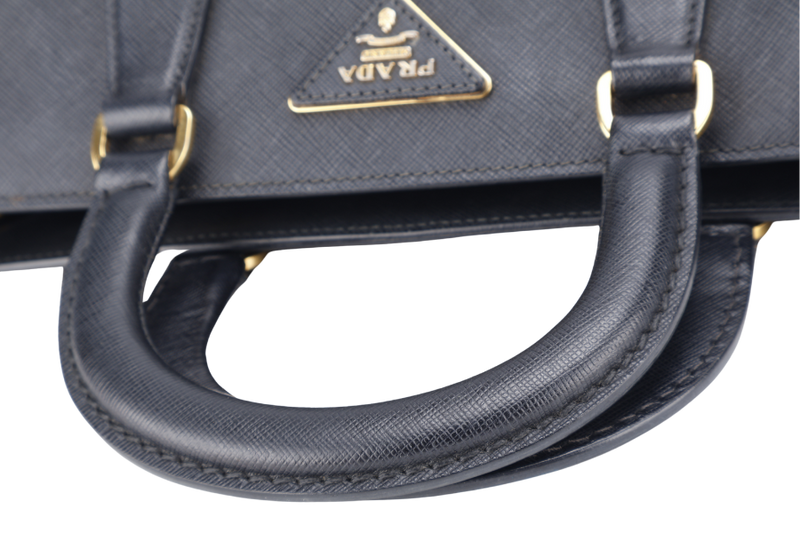 PRADA GALLERIA LARGE BLACK SAFFIANO LEATHER GOLD HARDWARE WITH STRAPS,  DUST COVER, KEYS AND LOCK
