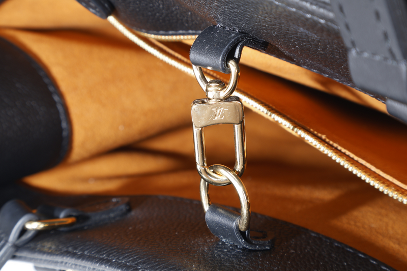 LOUIS VUITTON M44925 ON THE GO GM BLACK MONOGRAM EMPREINTE LEATHER GOLD HARDWARE WITH DUST COVER